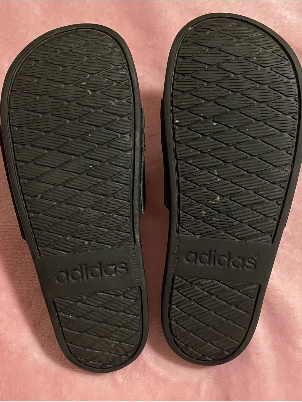 adidas black adilette